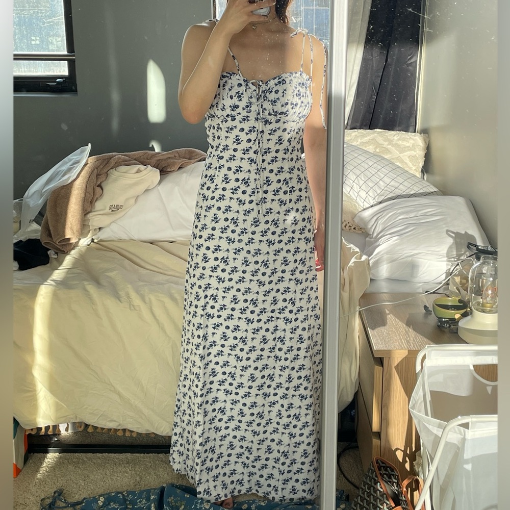 Brand New with Tag Rihoas Maxi Blue and White Flower Dress